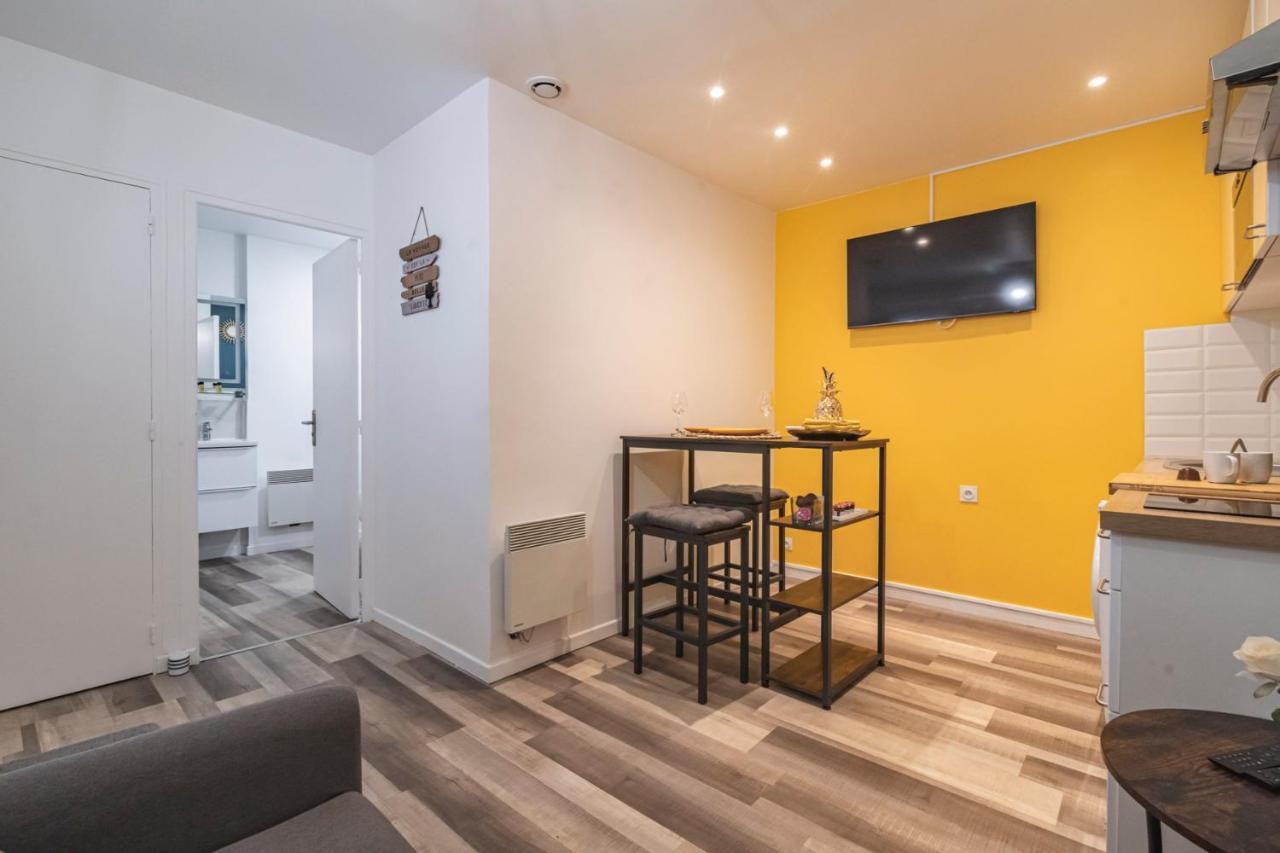 Pauline's Gambetta - Proche Cathedrale - Calme Apartment Reims